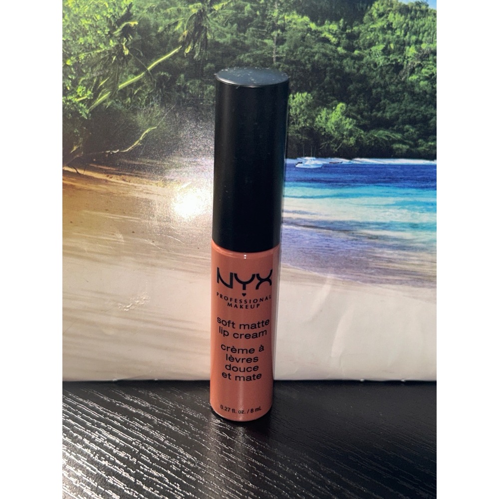 NYX Professional Makeup Soft Matte Lip Cream Cannes SMLC19 Muted Mauve Nude 8mL